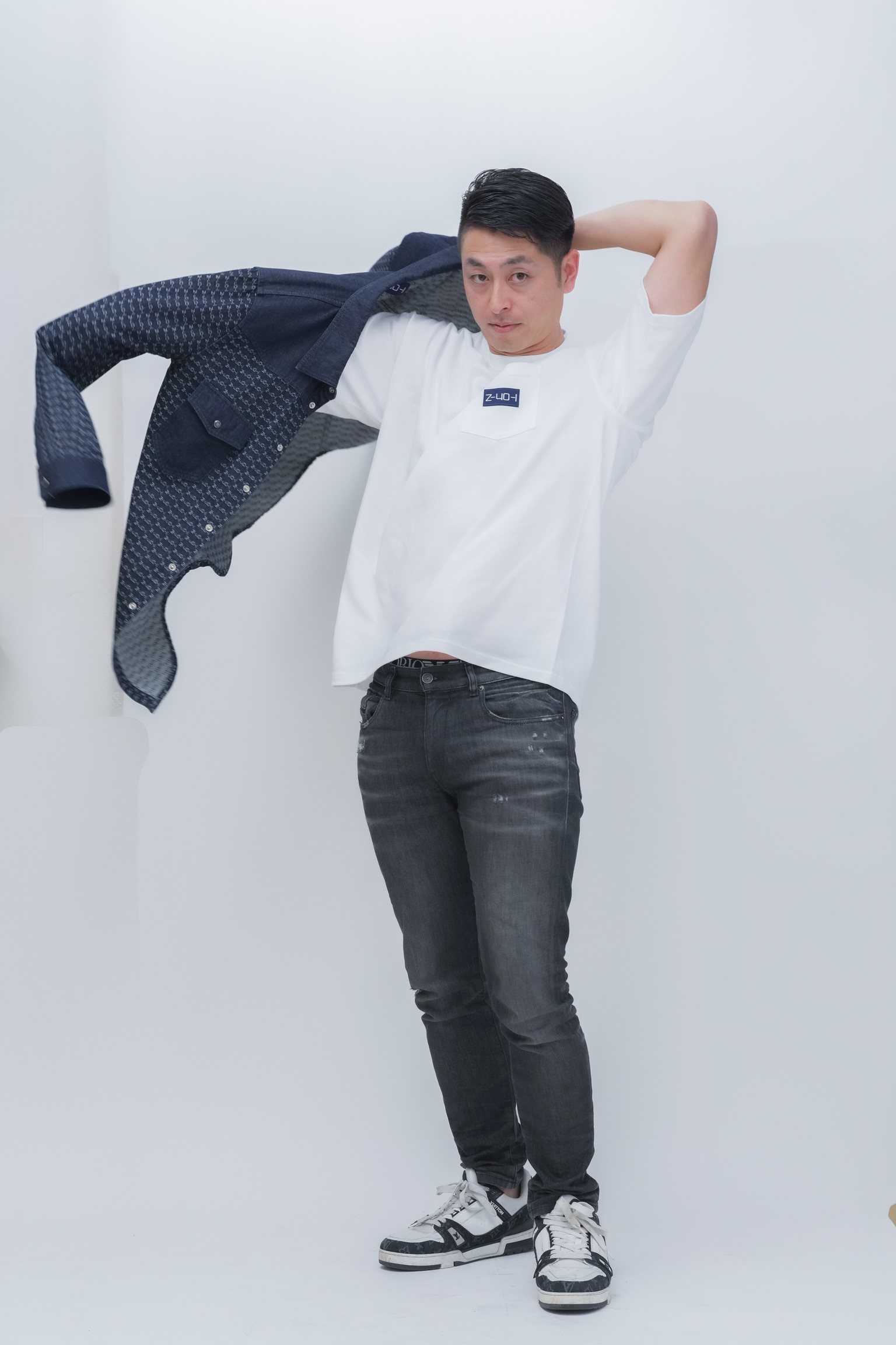 TOJIN Print T-shirts